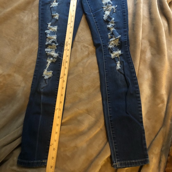 YMI “ripped” jeans. Womens - Picture 2 of 8